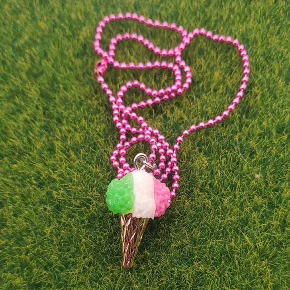 Cute Snowcone Necklace Nostalgic 20 Inch N3831 - Picture 1 of 2